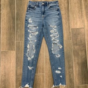 American Eagle Mom Jeans